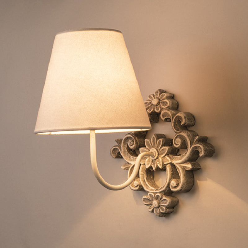 Peridot Wall Lamp