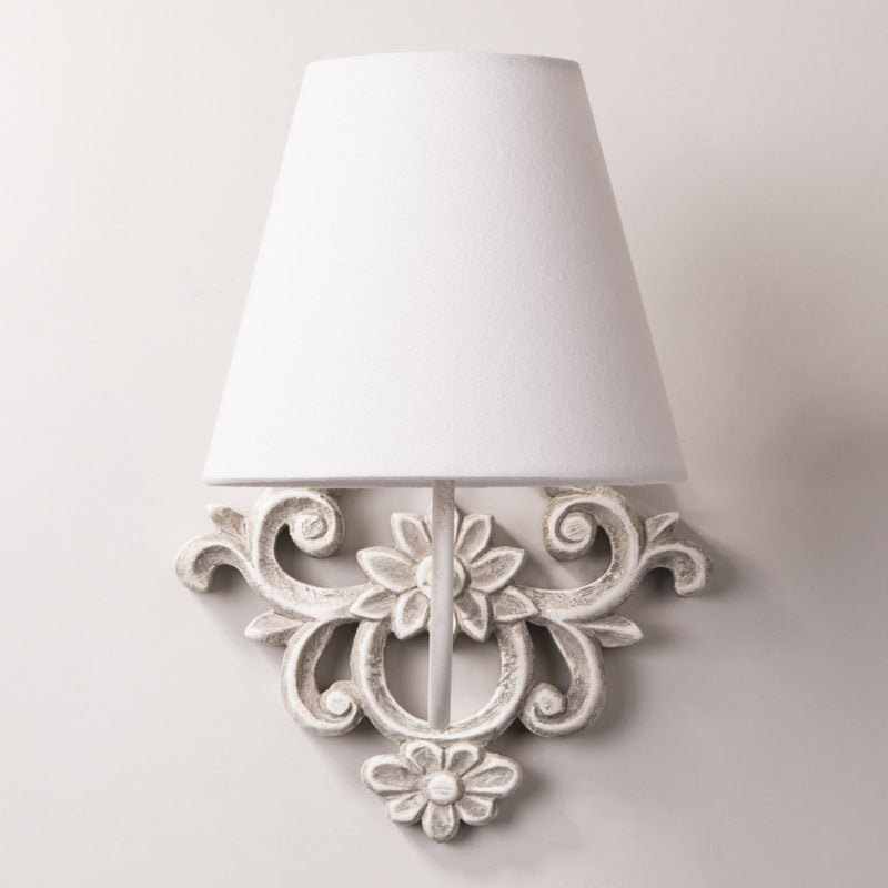 Peridot Wall Lamp