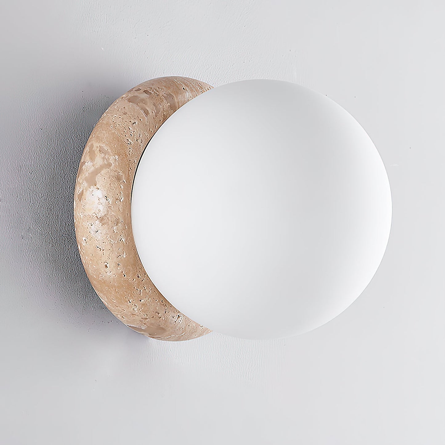 Yves Wall Lamp