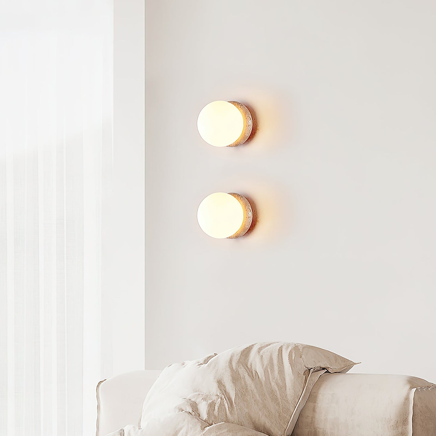 Yves Wall Lamp