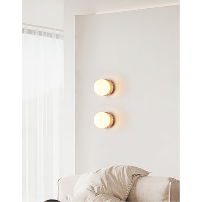 Yves Wall Lamp