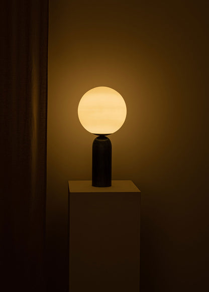 Kiris Table Lamp