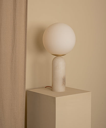 Kiris Table Lamp