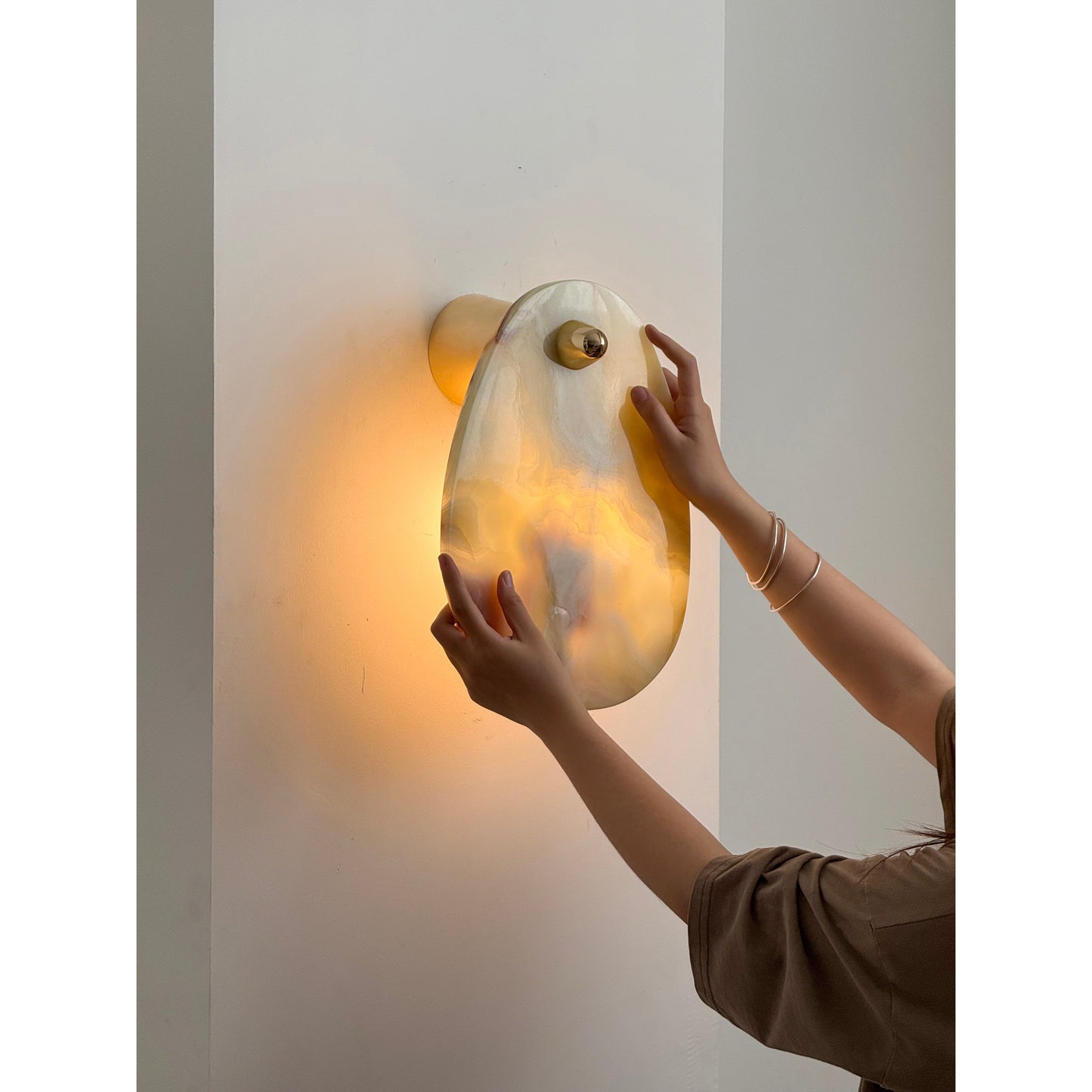 Lyson Marble Wall Lamp