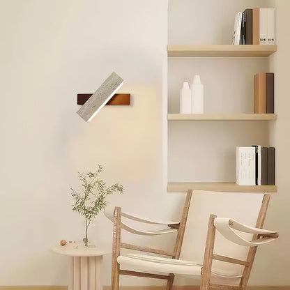 Solora Linear Wall Lamp