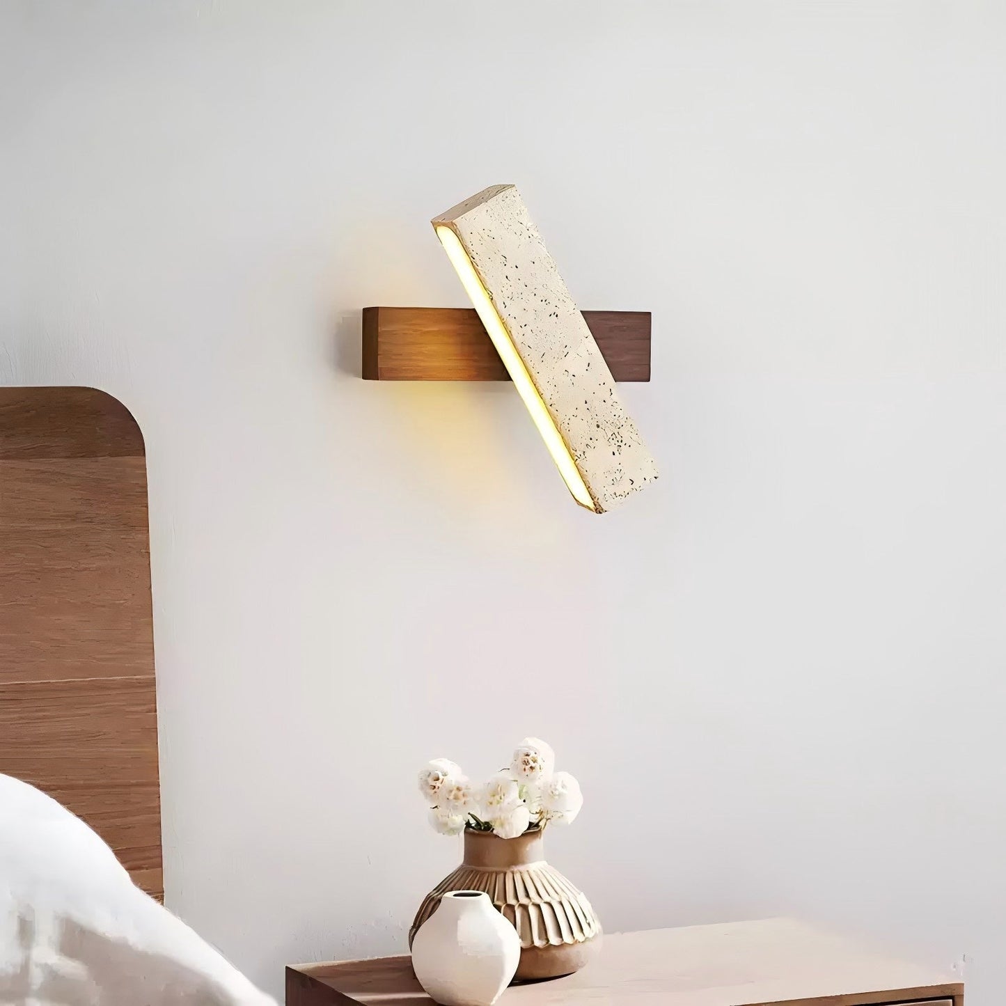 Solora Linear Wall Lamp