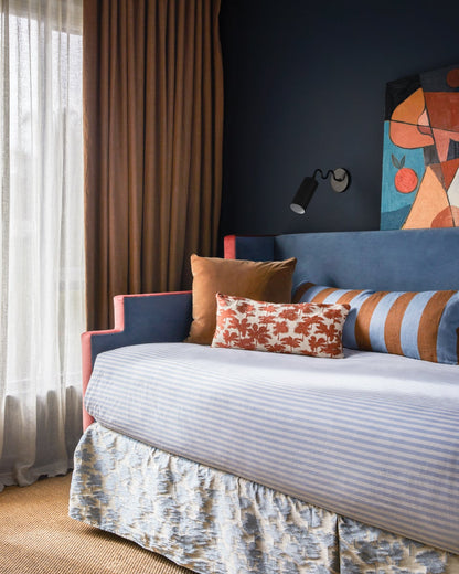 Miryn Wall Lamp