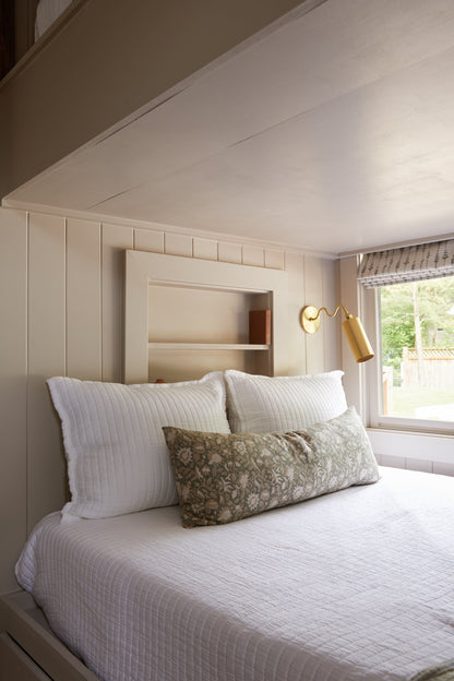 Miryn Wall Lamp