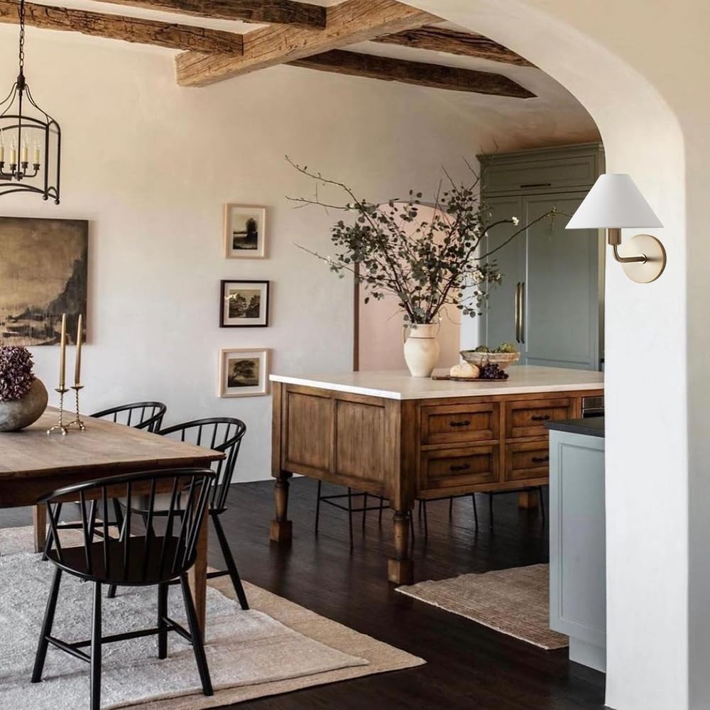 Wynine Wall Lamp