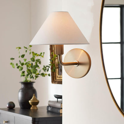 Wynine Wall Lamp