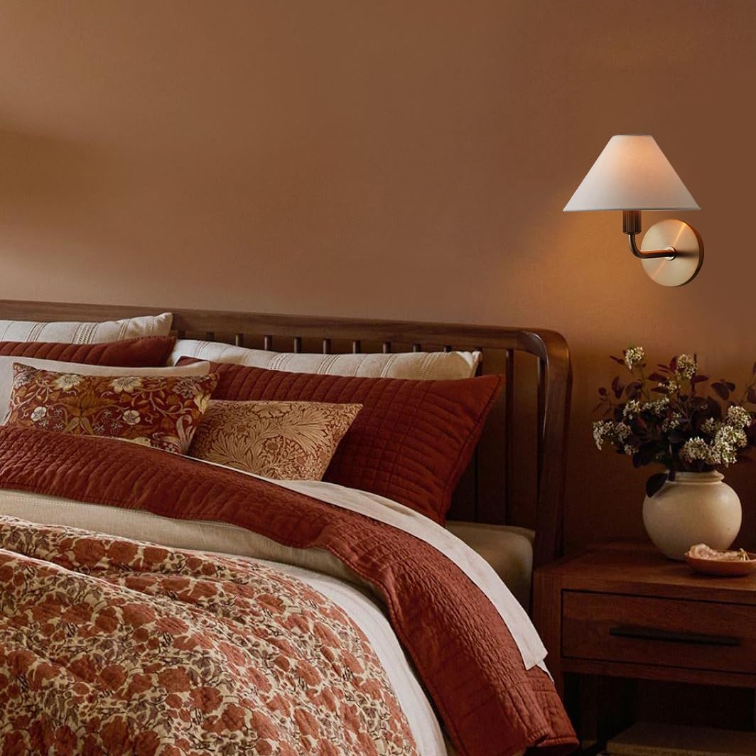 Wynine Wall Lamp