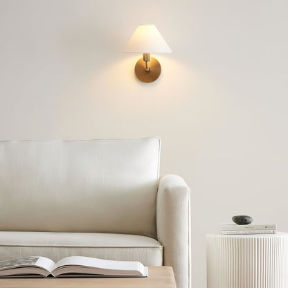 Wynine Wall Lamp
