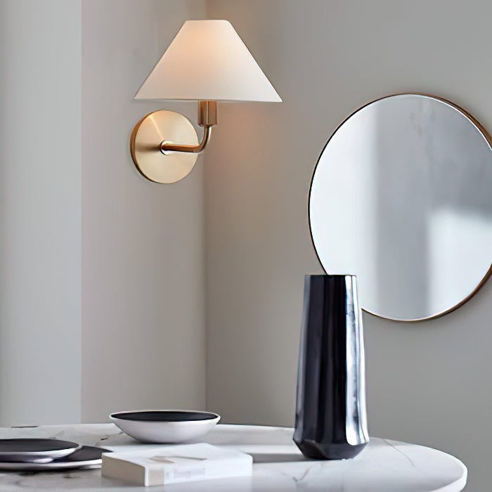Wynine Wall Lamp