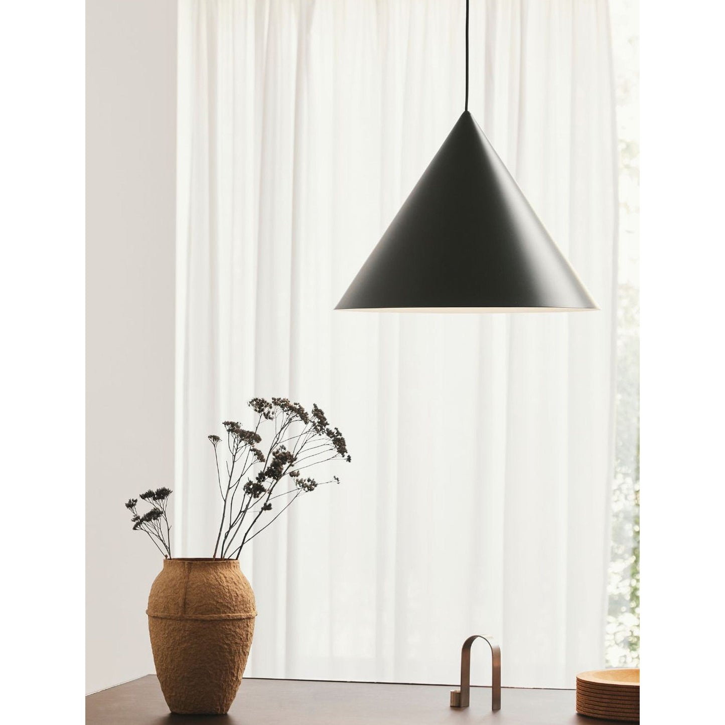 Hesora Pendant Lamp