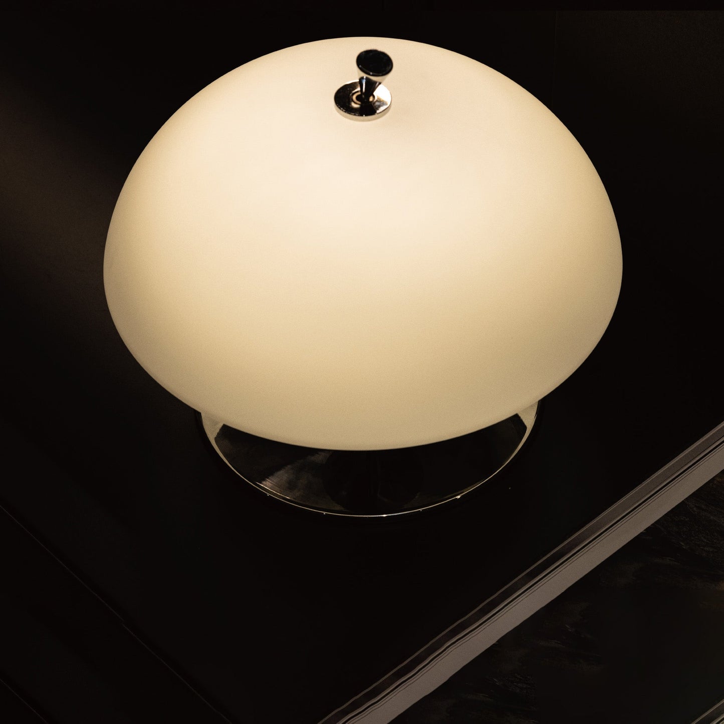 Renara Table Lamp (Built-in Battery)