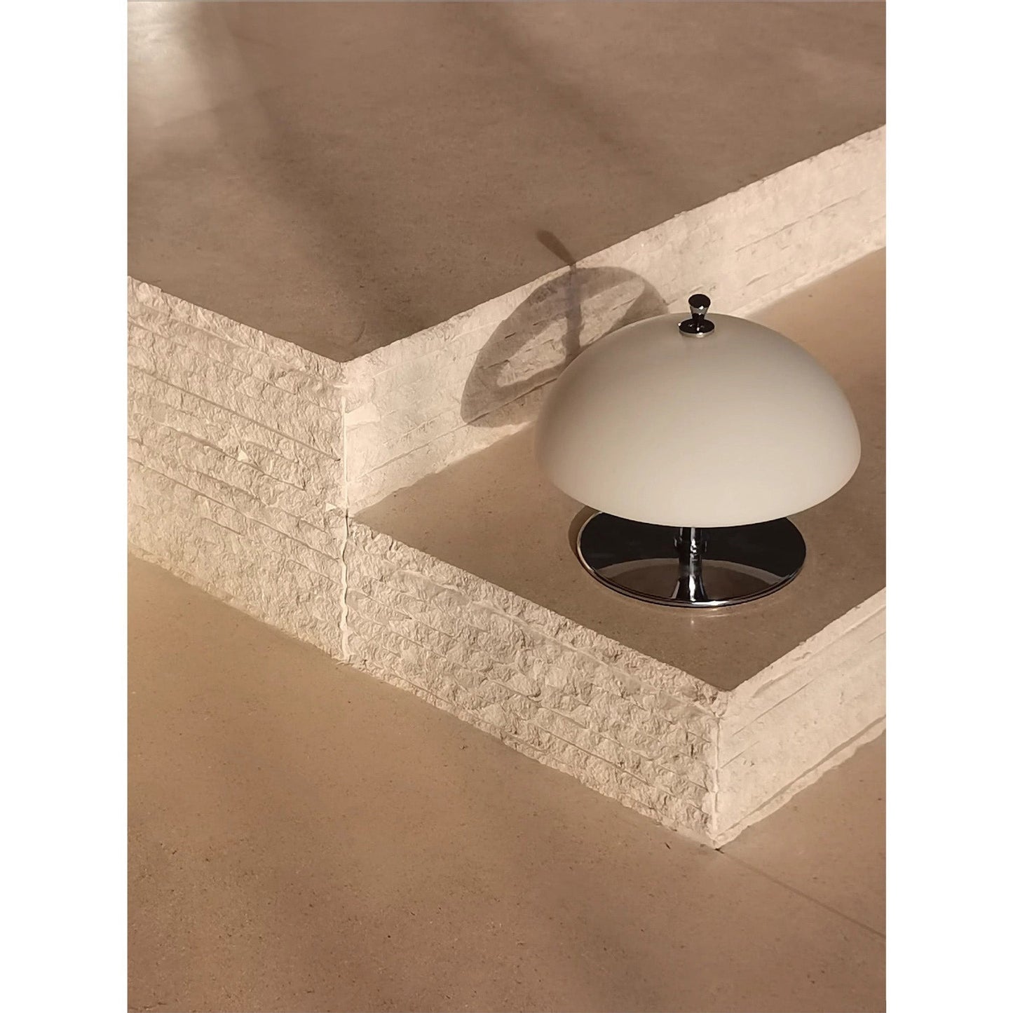 Renara Table Lamp (Built-in Battery)