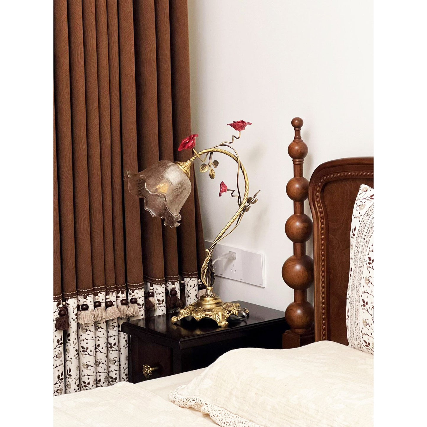 Quasar Table Lamp