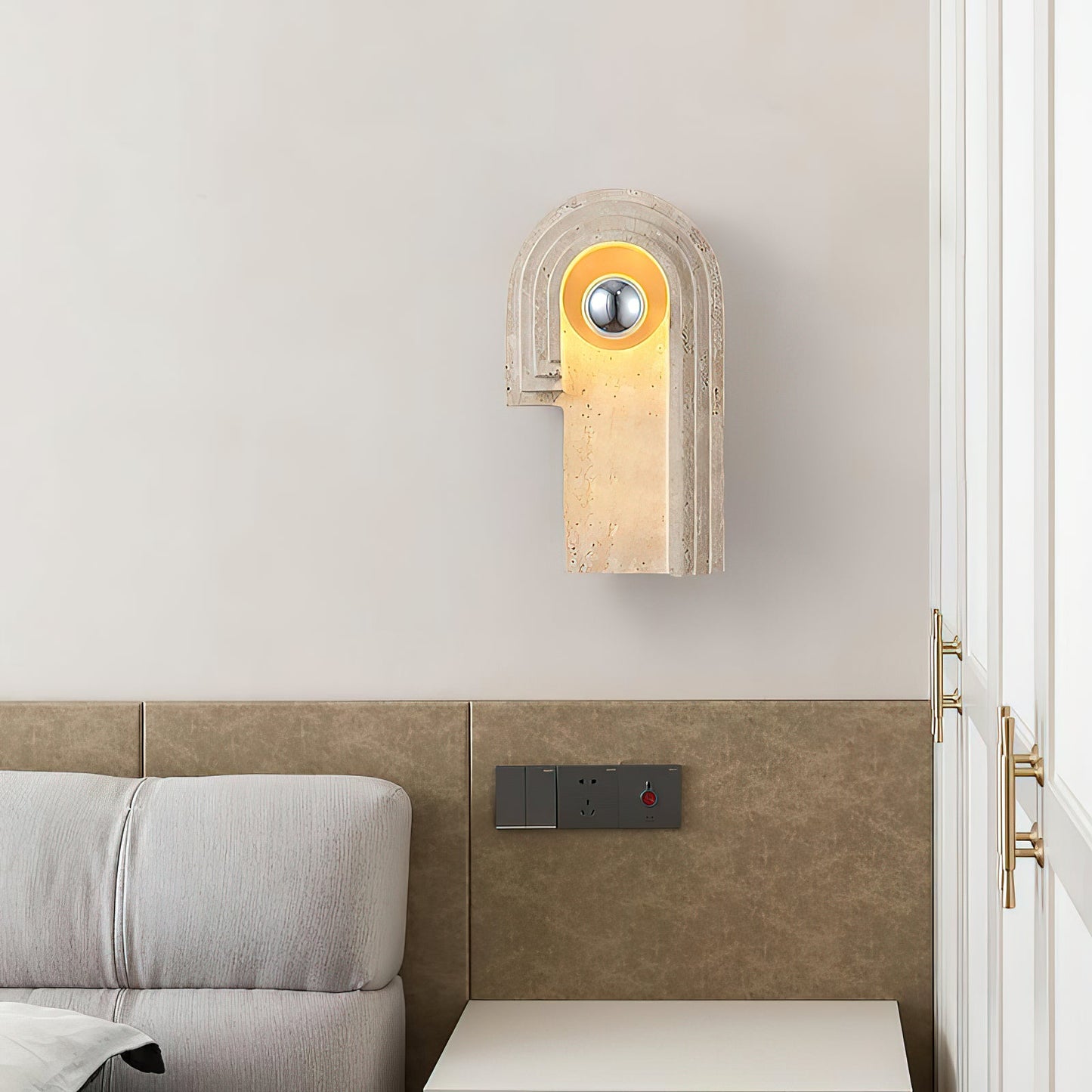 Caline Wall Lamp