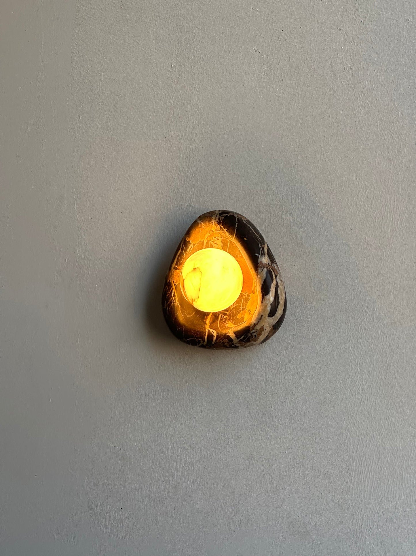 Black Pearl Marble Wall Lamp