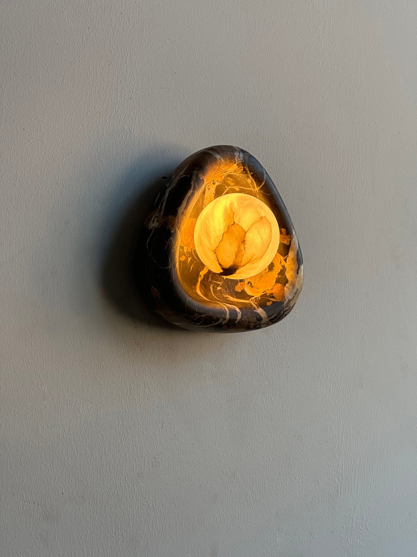 Black Pearl Marble Wall Lamp