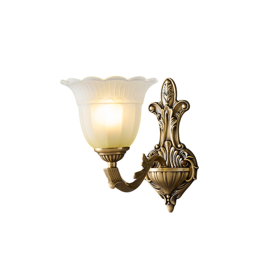Vesor Flower Brass Sconce