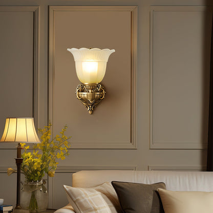 Vesor Flower Brass Sconce