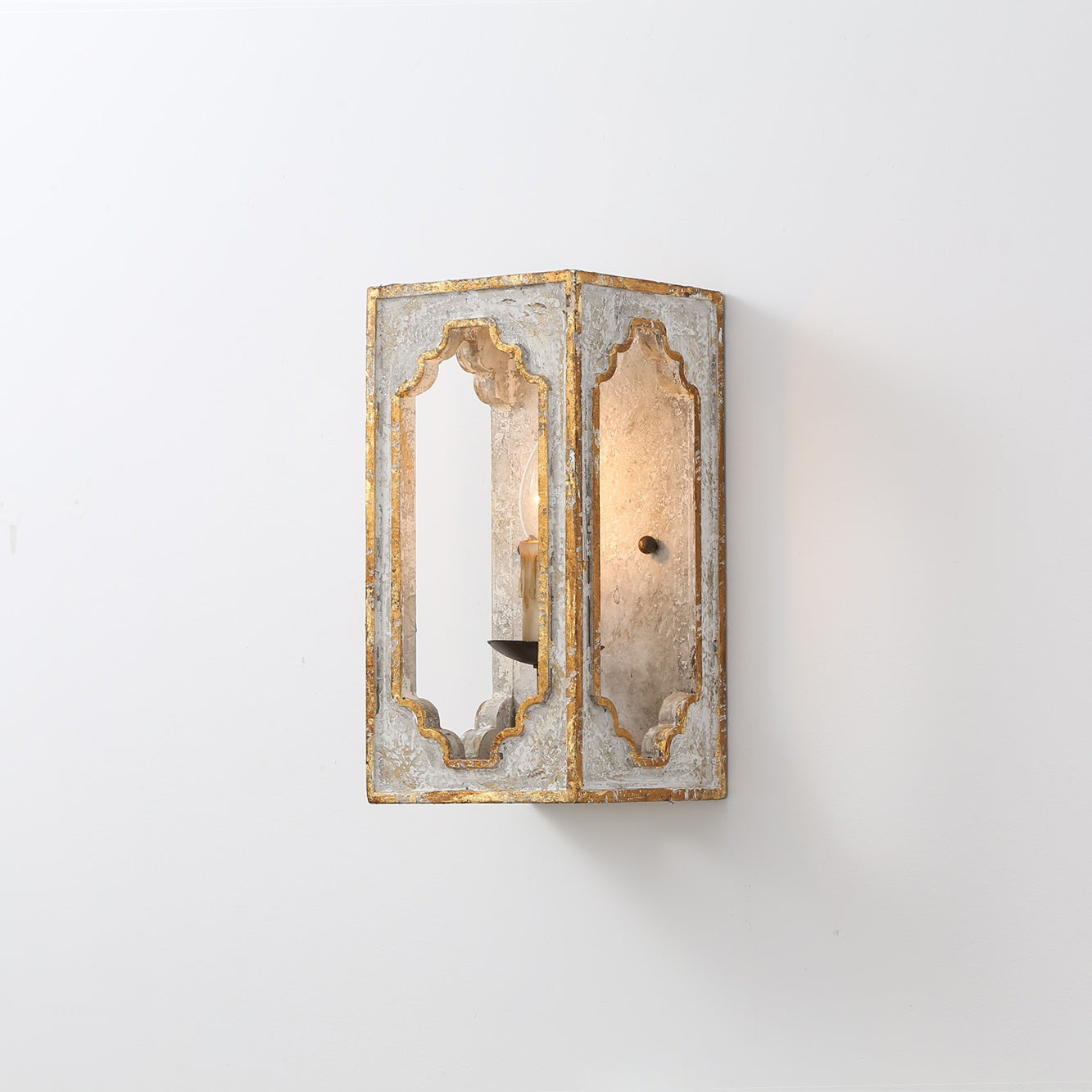 Vaxholm Rustic Cube Sconce