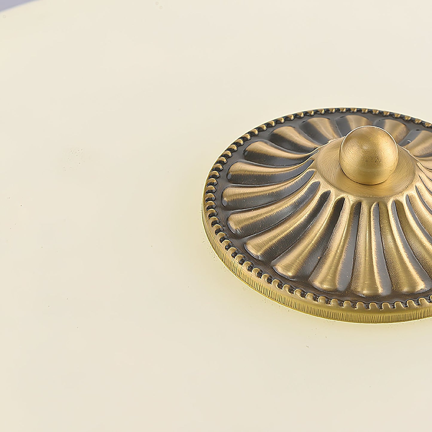 Corora Flush Ceiling Lamp