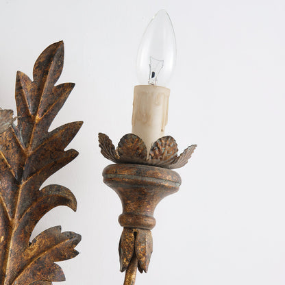 Caelum Leaf Wall Lamp