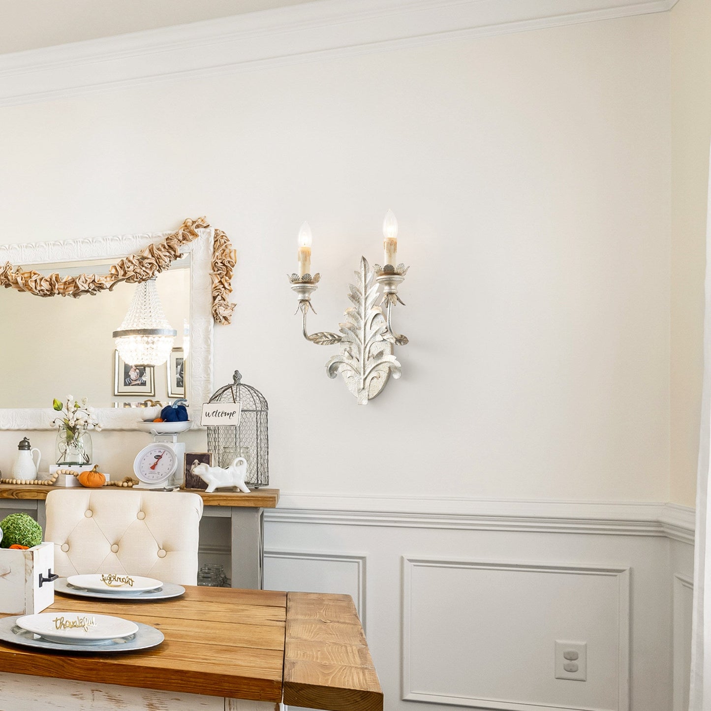 Caelum Leaf Wall Lamp