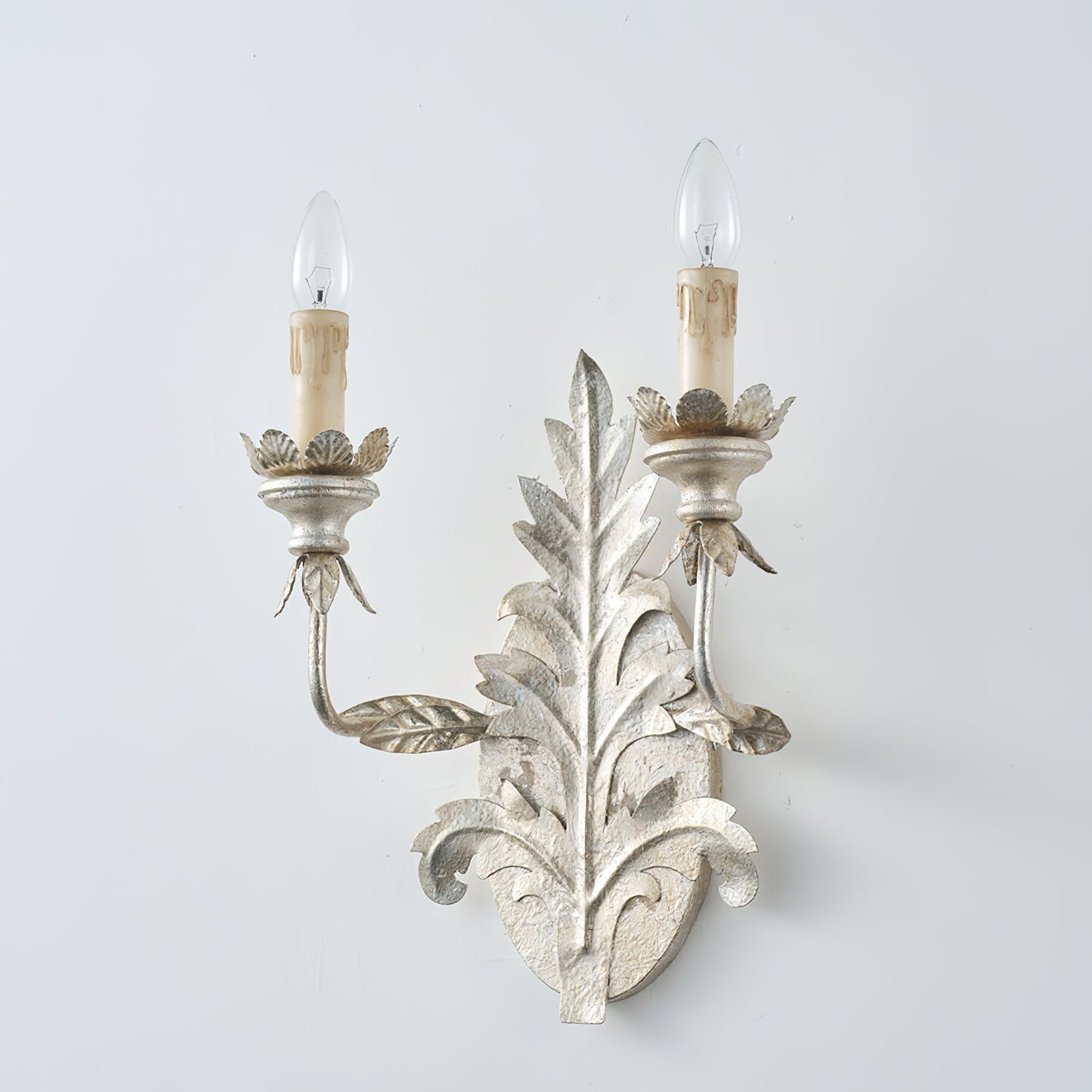 Caelum Leaf Wall Lamp
