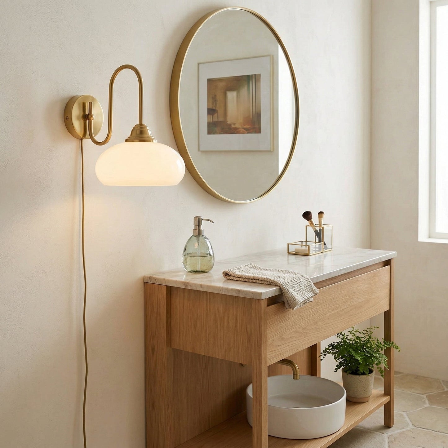 Vionor Glass Plug-in Wall Lamp