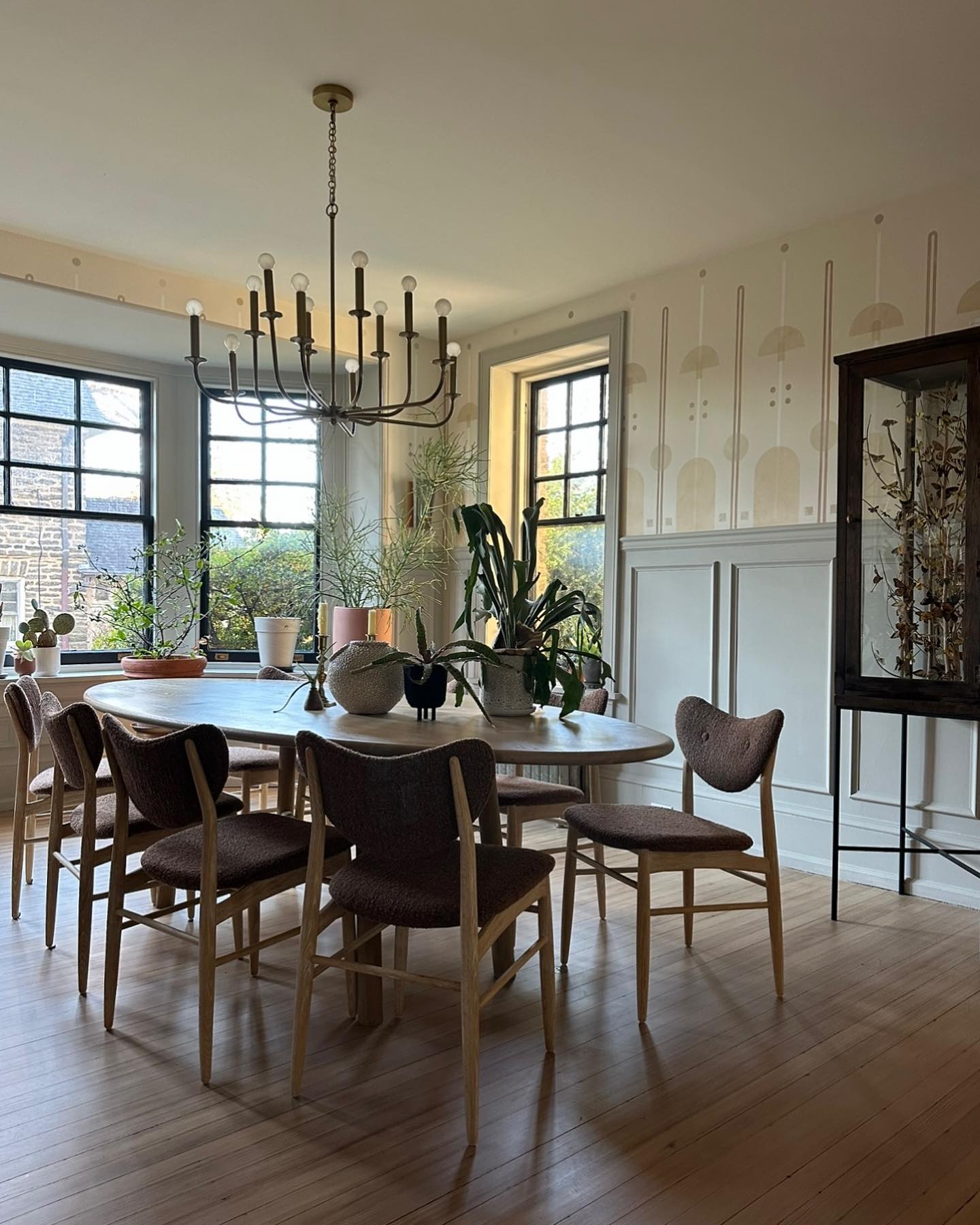 Islika Chandelier