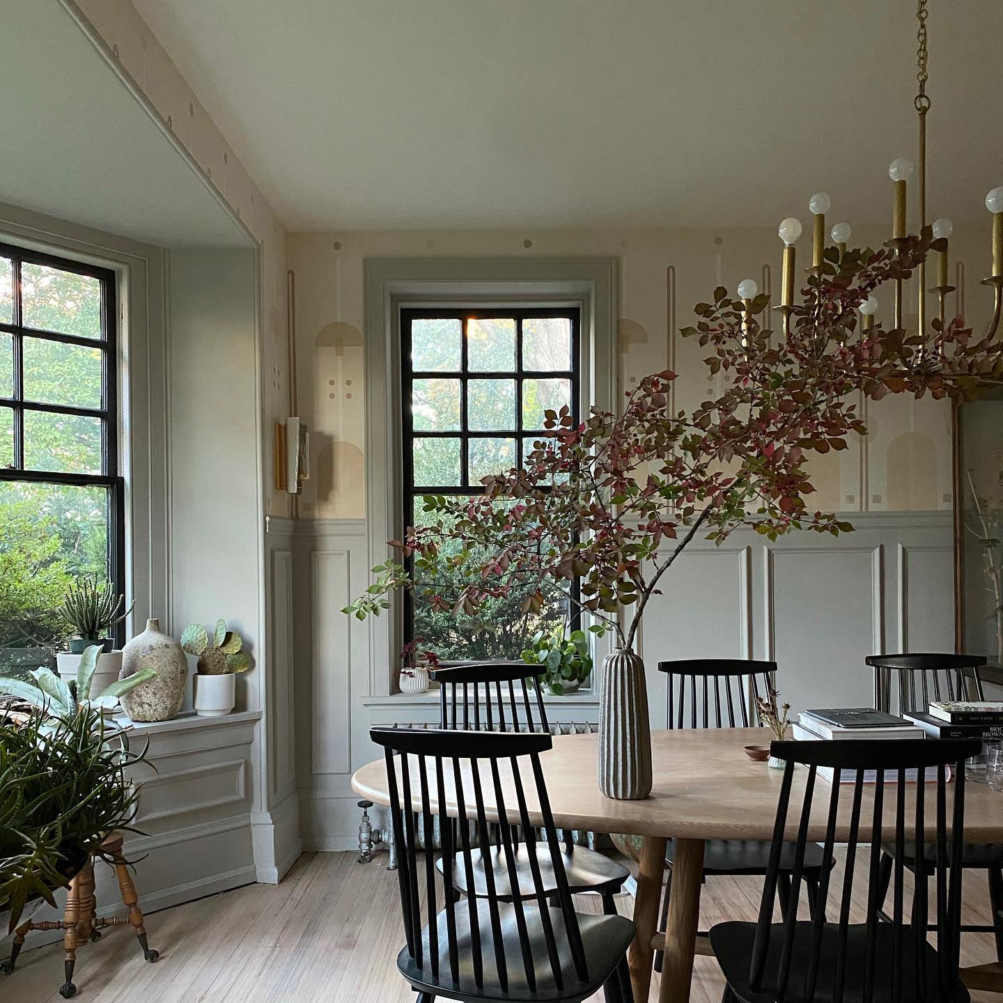 Islika Chandelier