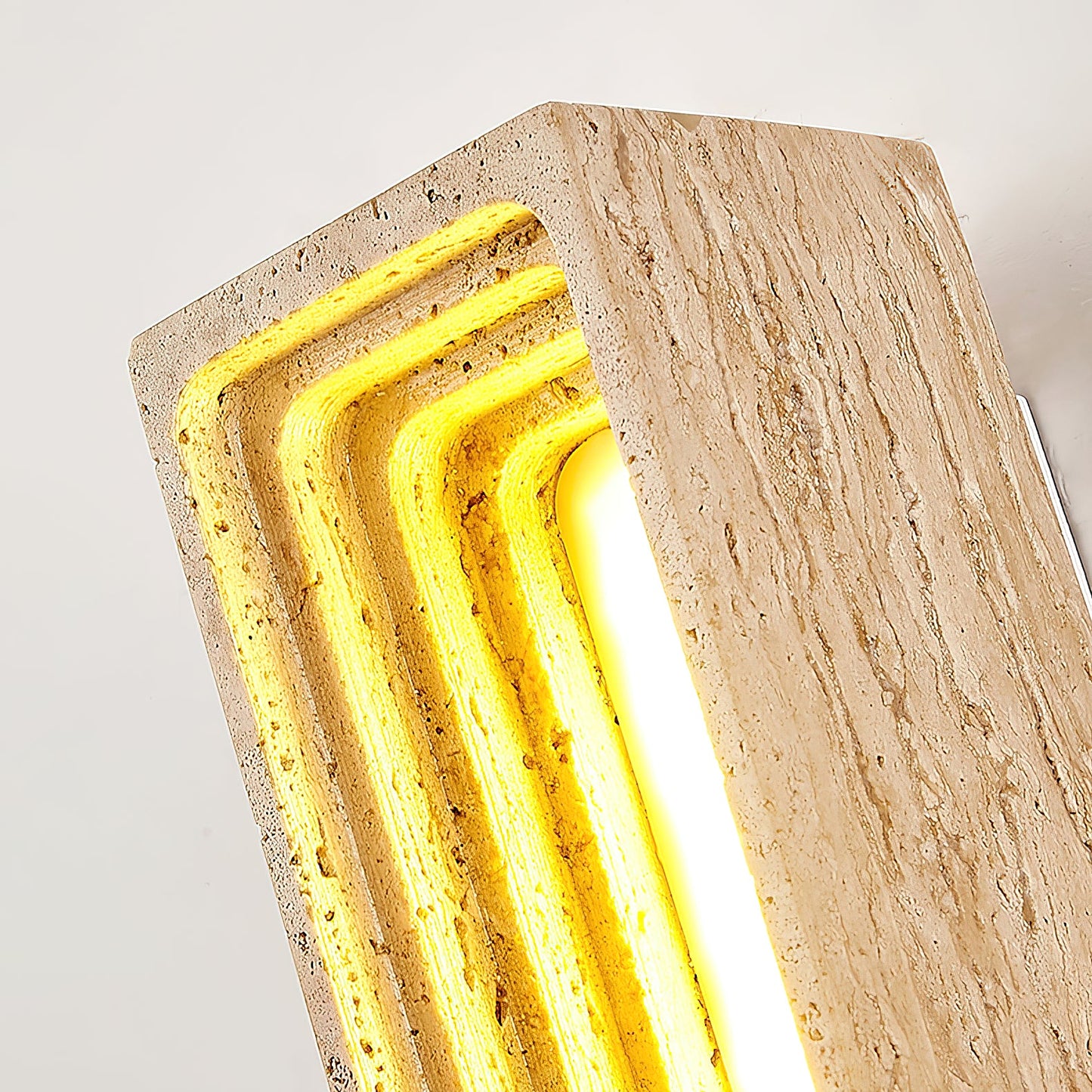 Esmara Wall Lamp