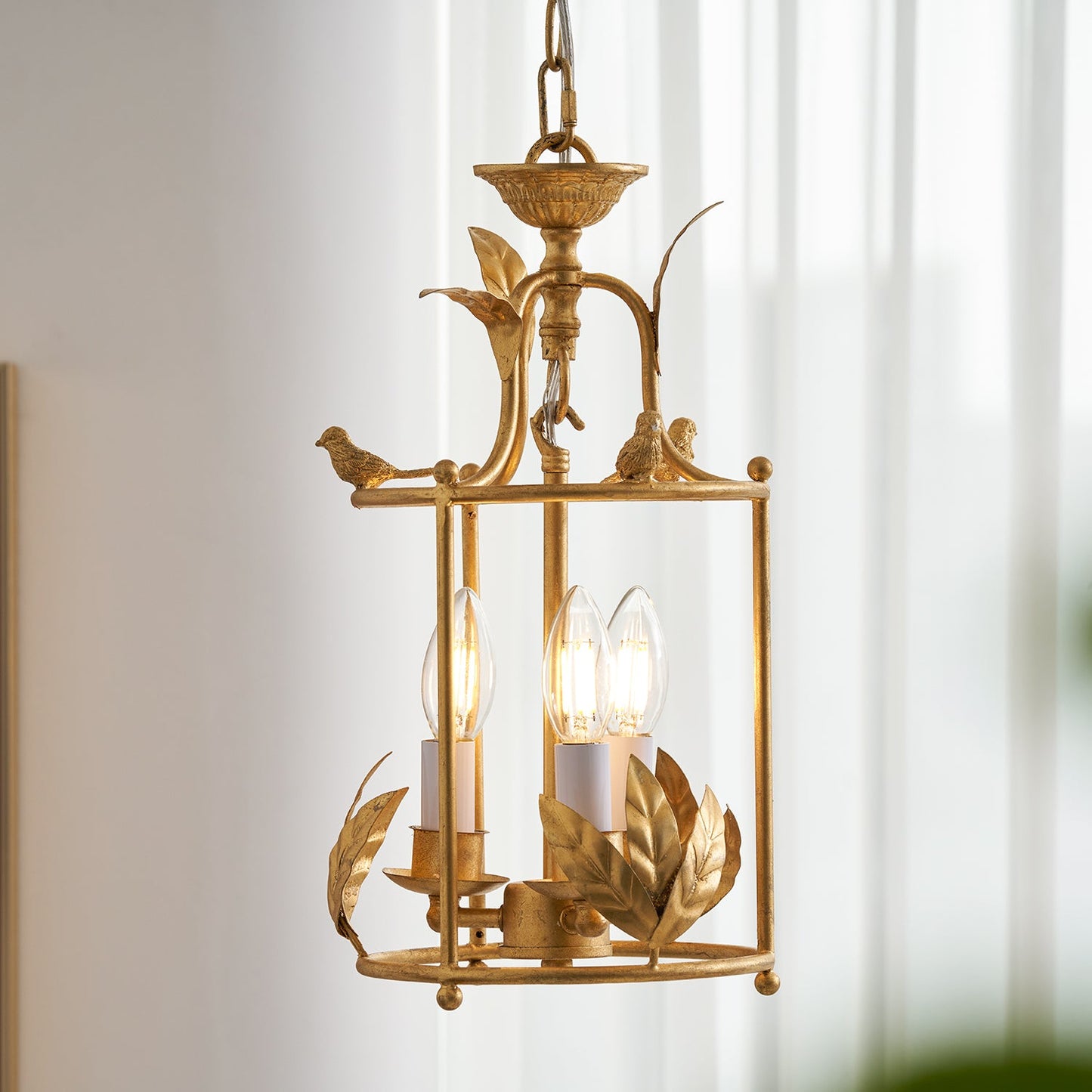 Noran Lantern Pendant Lamp