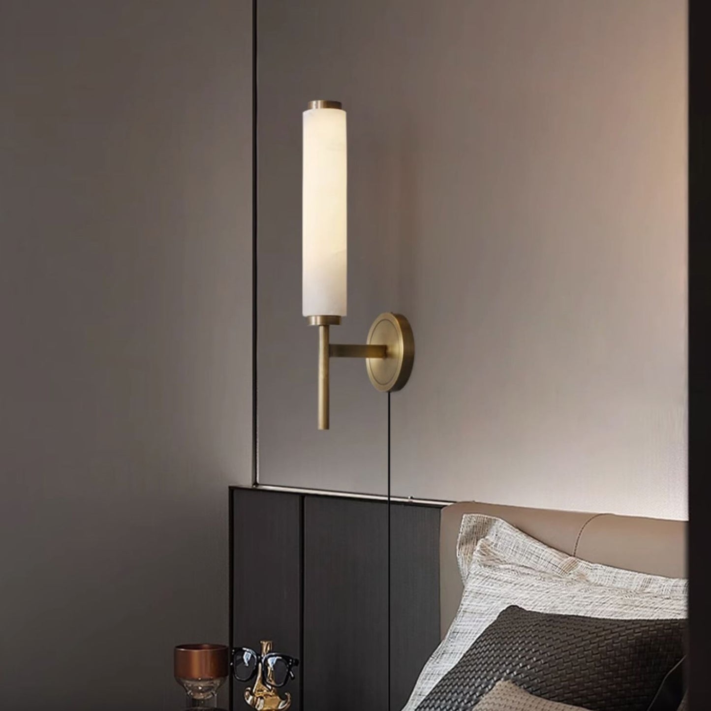 Torvald Plug-in Wall Lamp