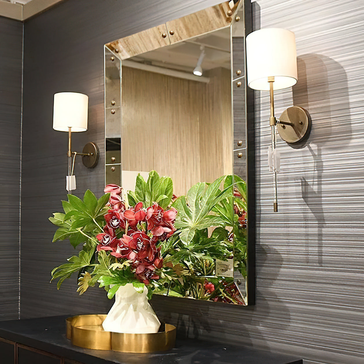 Dolomite Wall Lamp