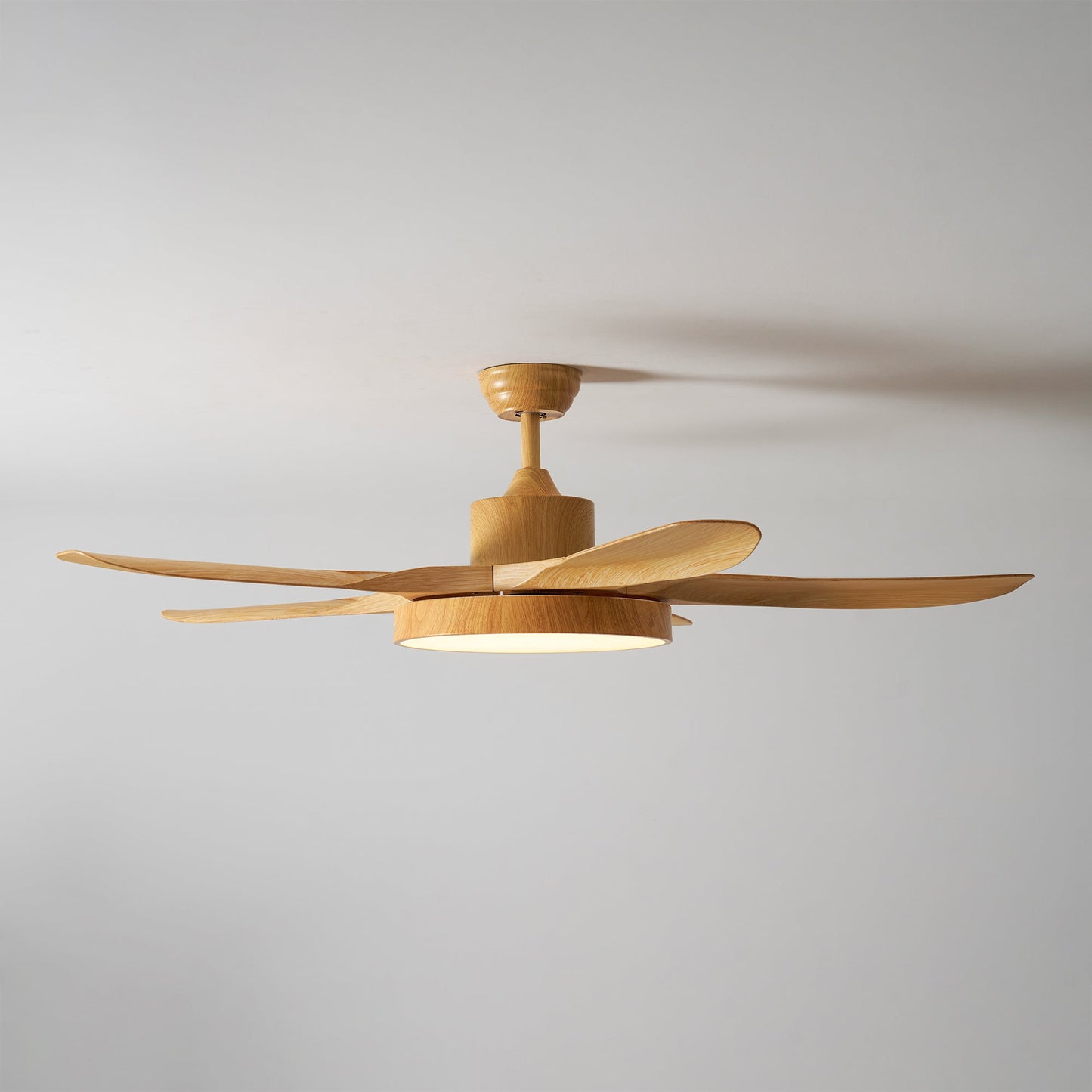 Quino 52″ Ceiling Fan Light