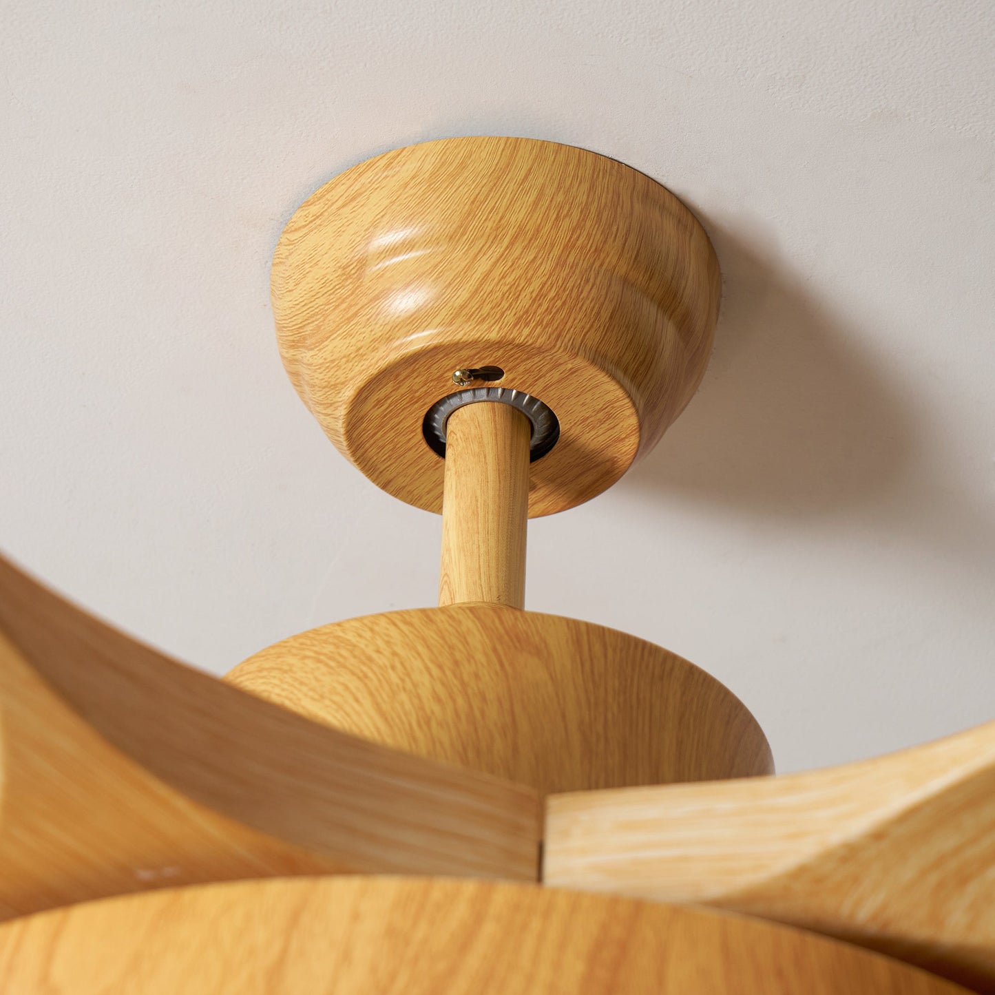 Quino 52″ Ceiling Fan Light