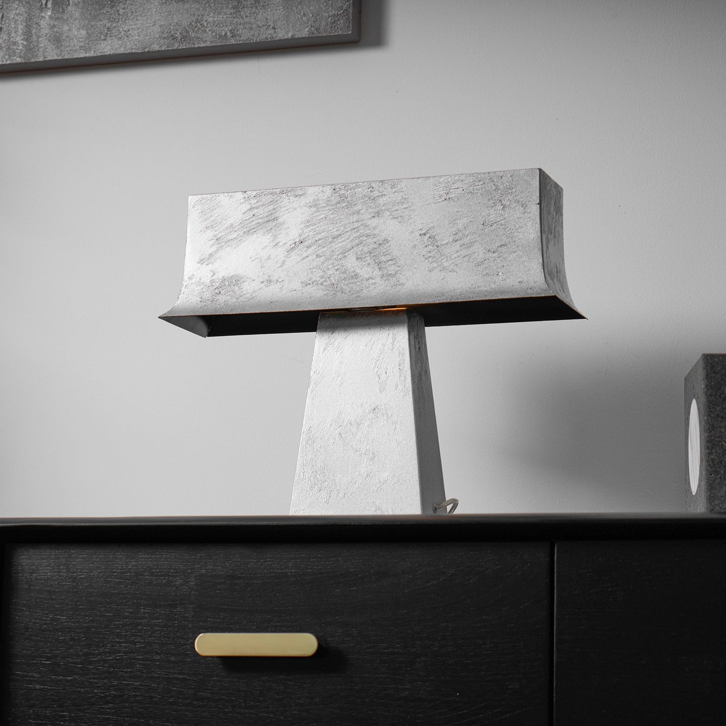 Galo Table Lamp