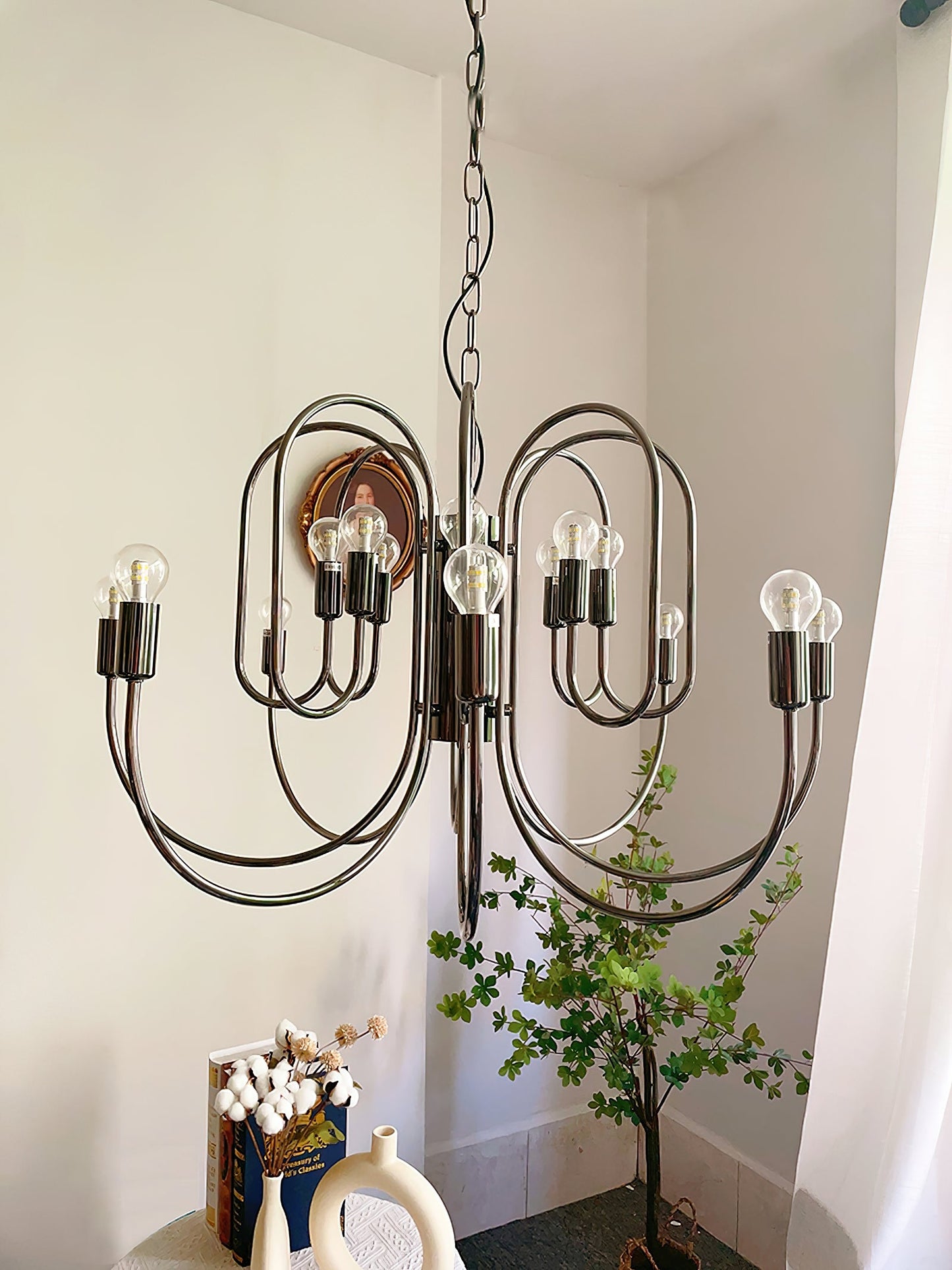 Lumyn Chandelier