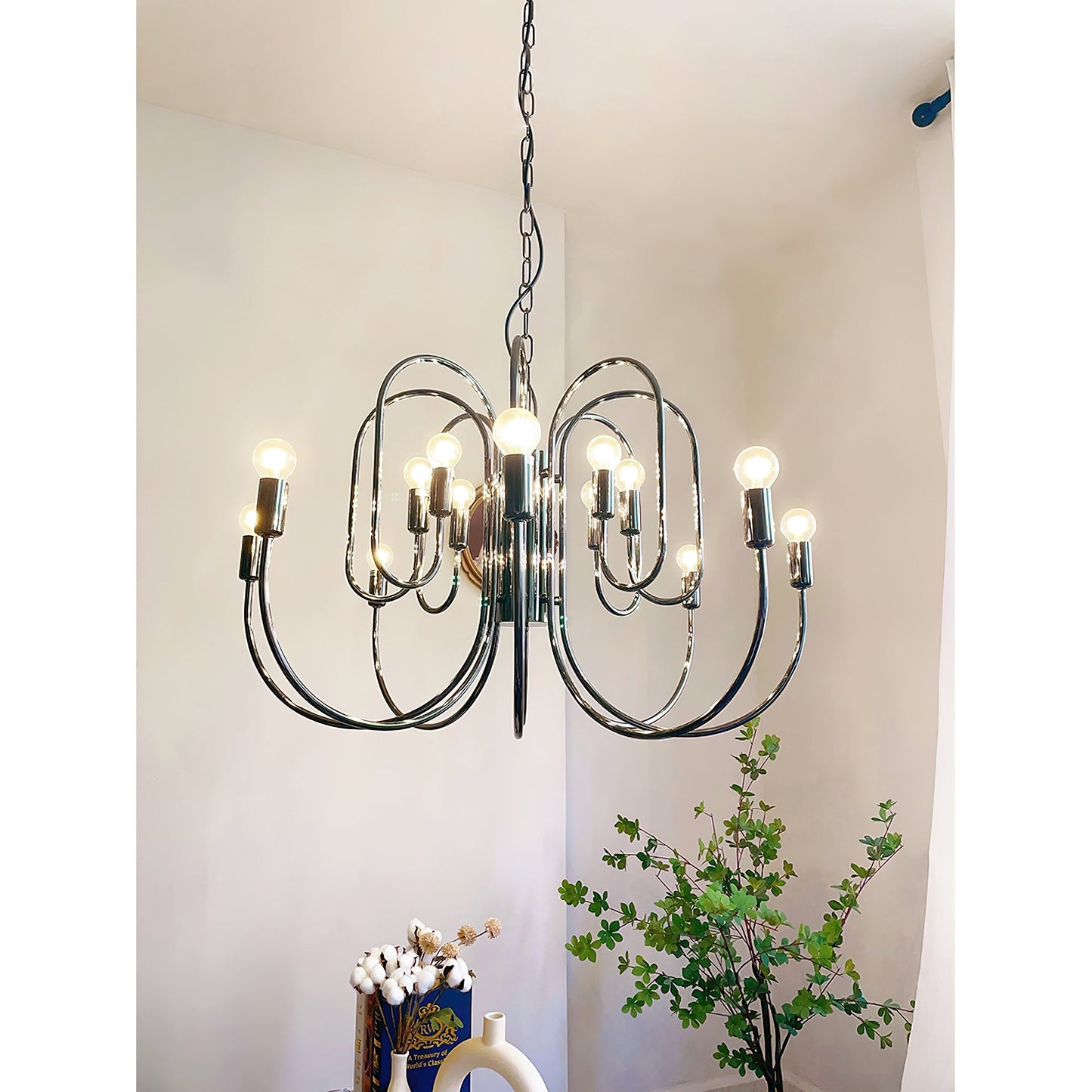 Lumyn Chandelier