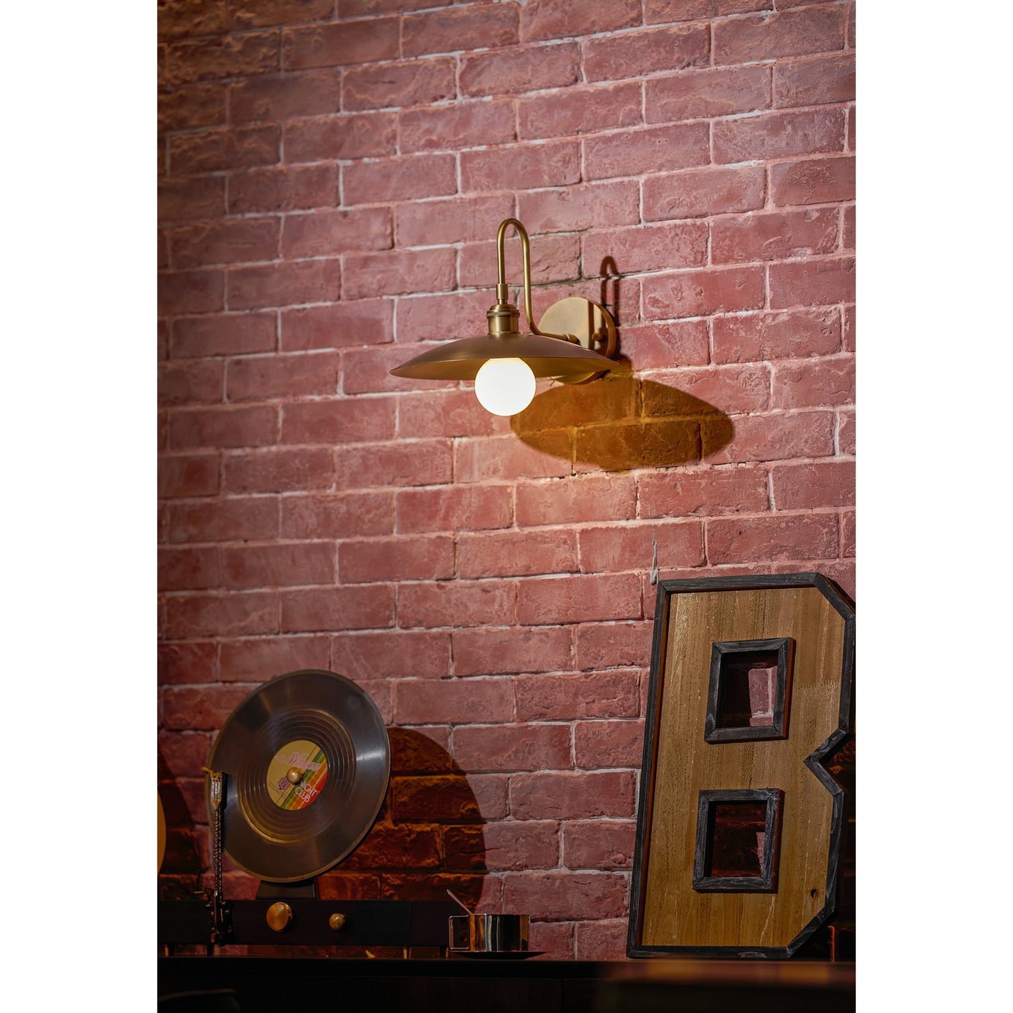 Coren Wall Lamp