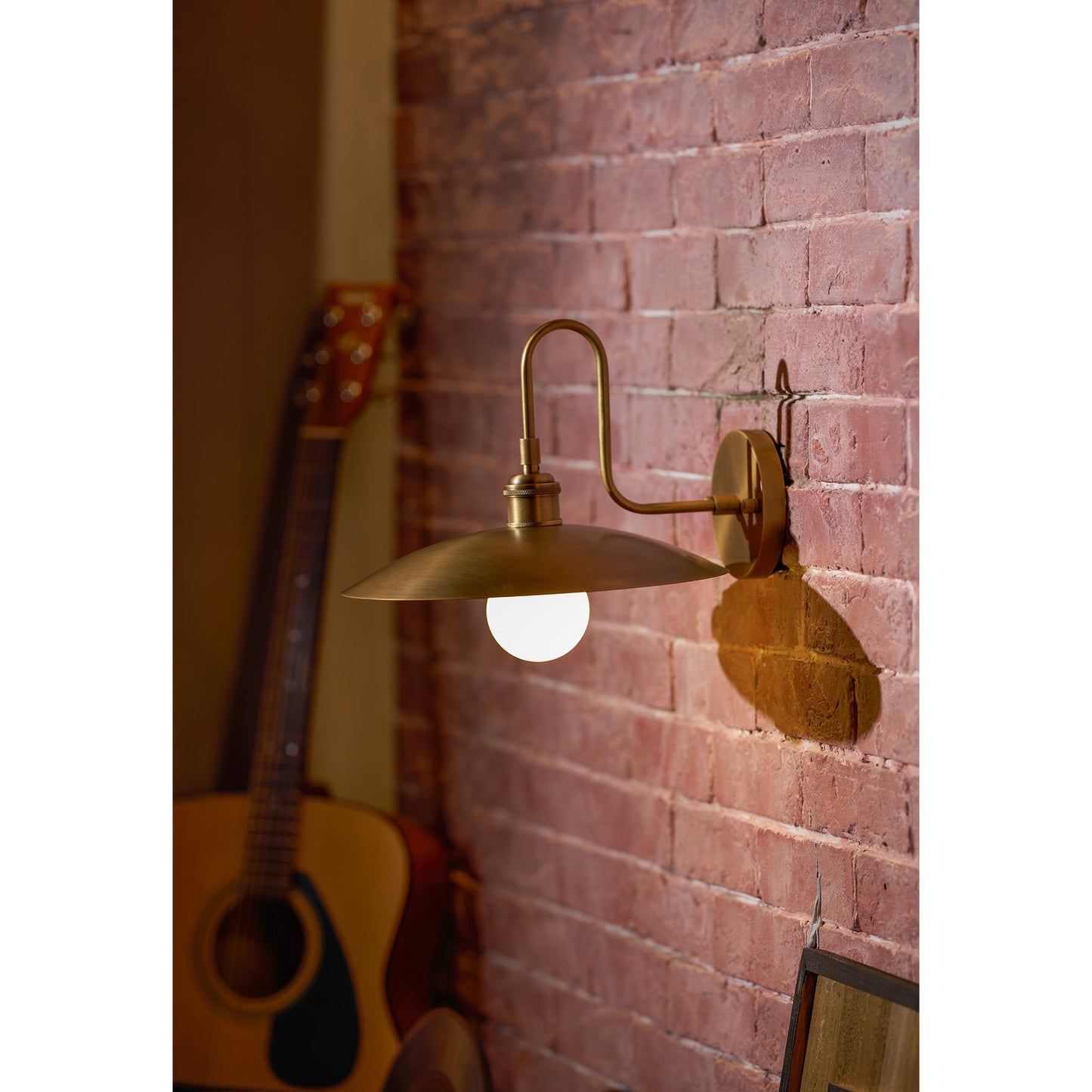 Coren Wall Lamp