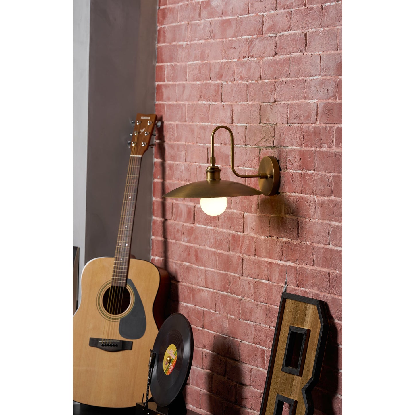 Coren Wall Lamp