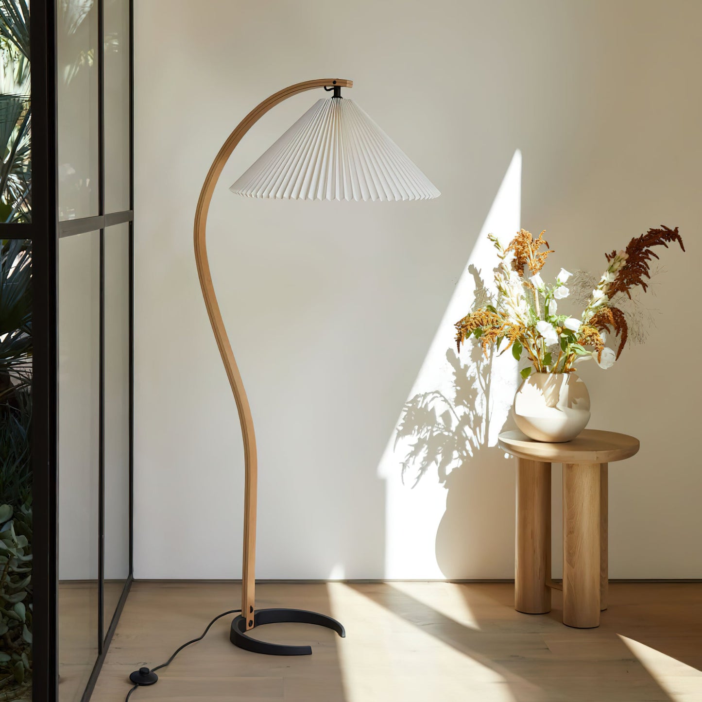 Salers Floor Lamp