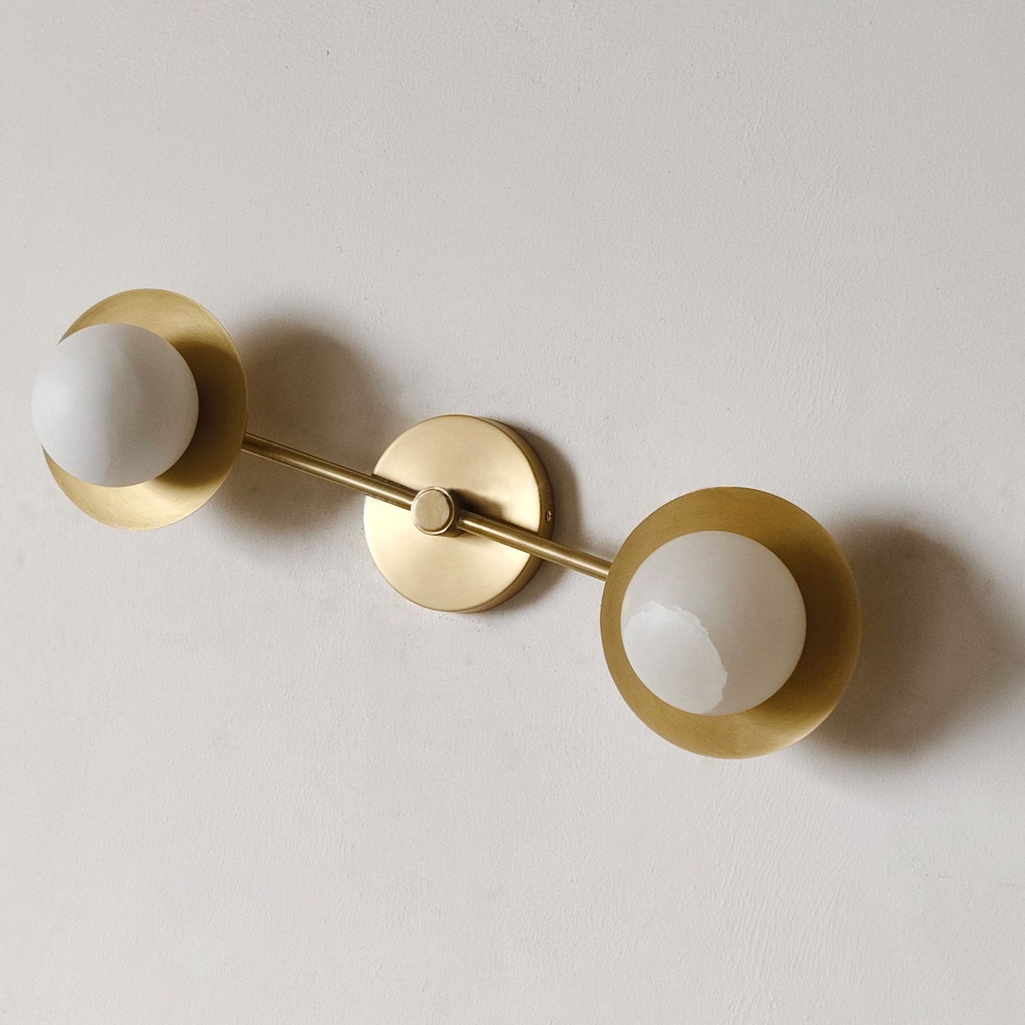 Radia Alabaster Wall Lamp
