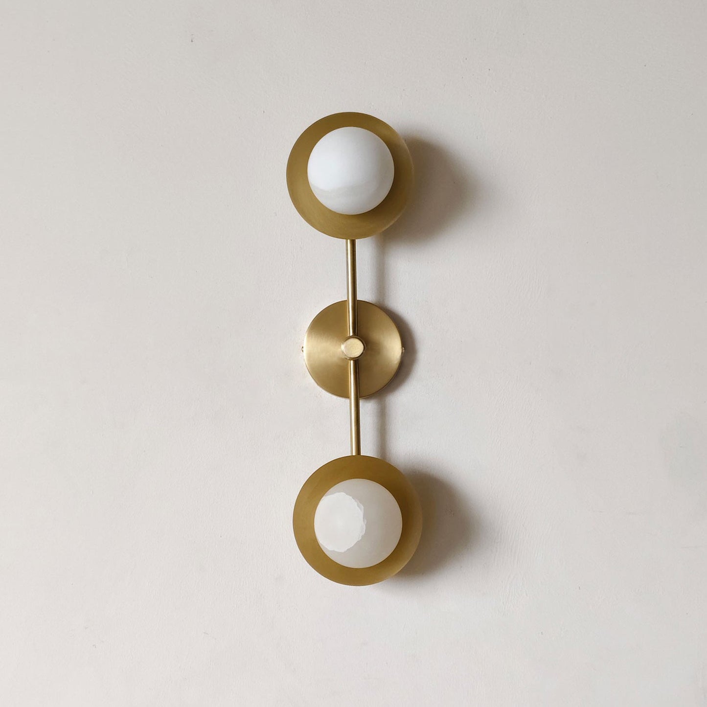 Radia Alabaster Wall Lamp