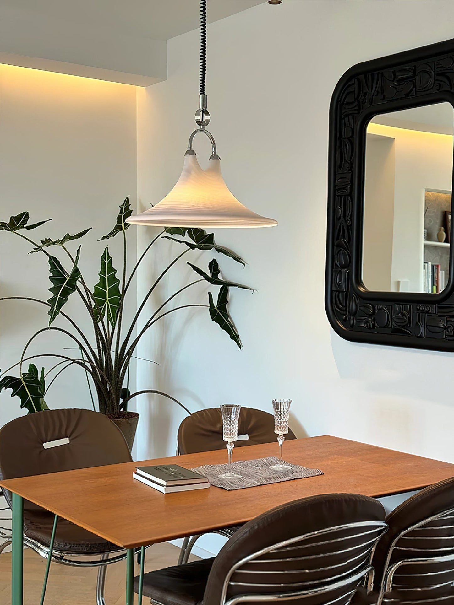 Wynor Trumpet Pendant Lamp